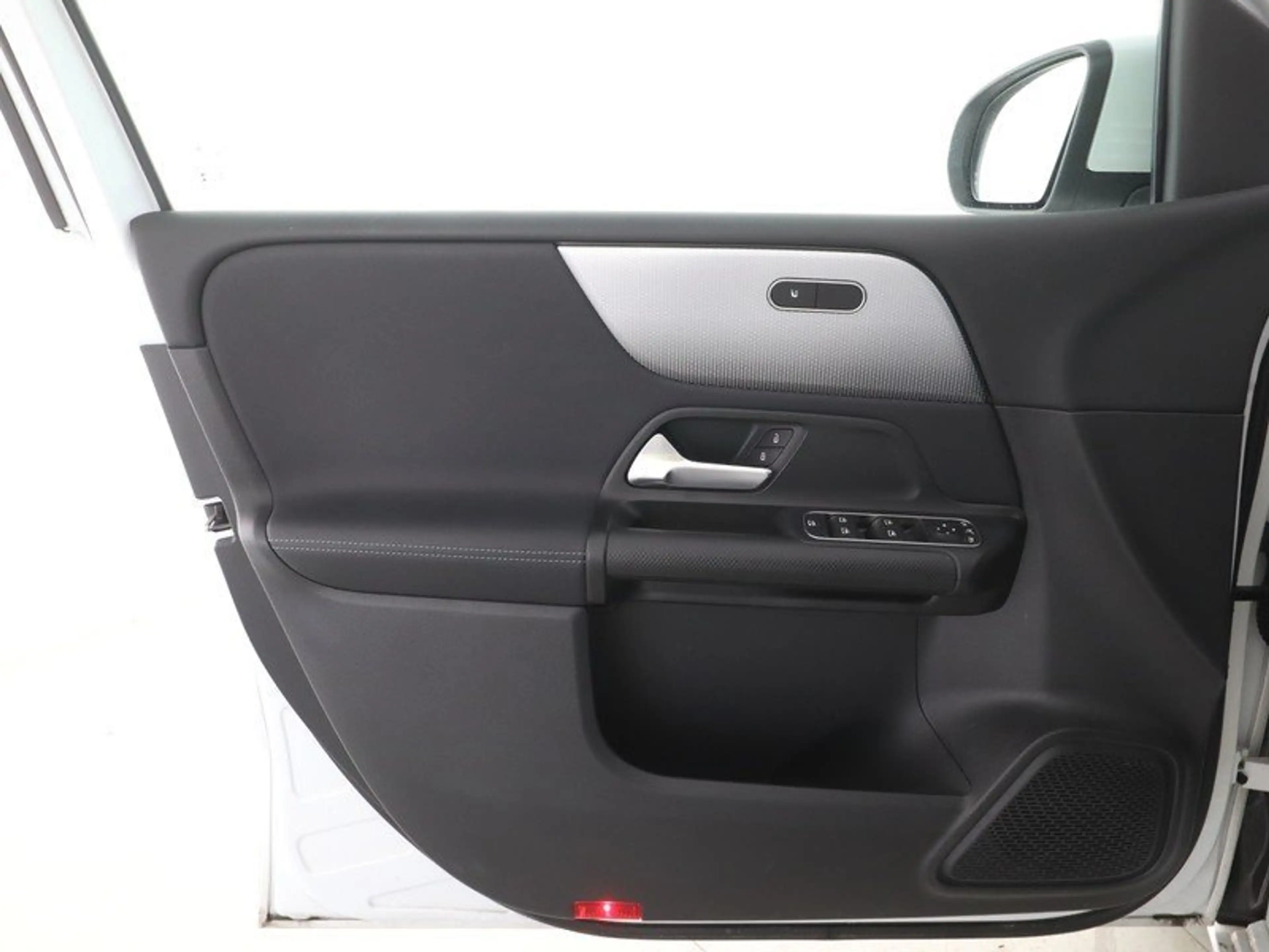 Mercedes-Benz B 220 B220d Style LED HighEndMBUX Kamera SHZ SpiegelPk — photo 6