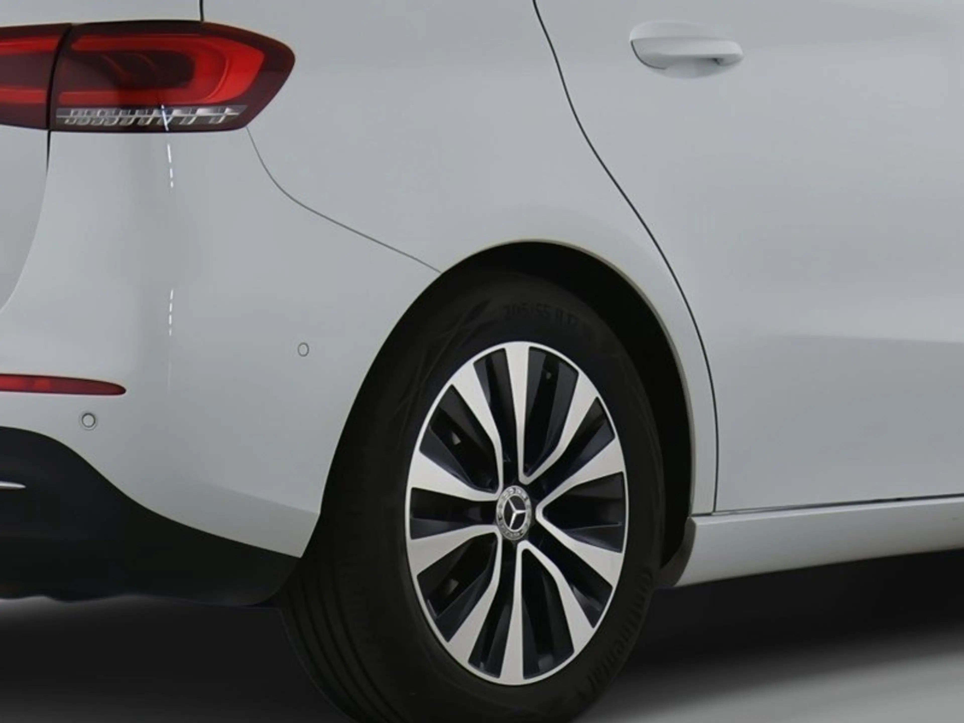 Mercedes-Benz B 220 B220d Style LED HighEndMBUX Kamera SHZ SpiegelPk — photo 5