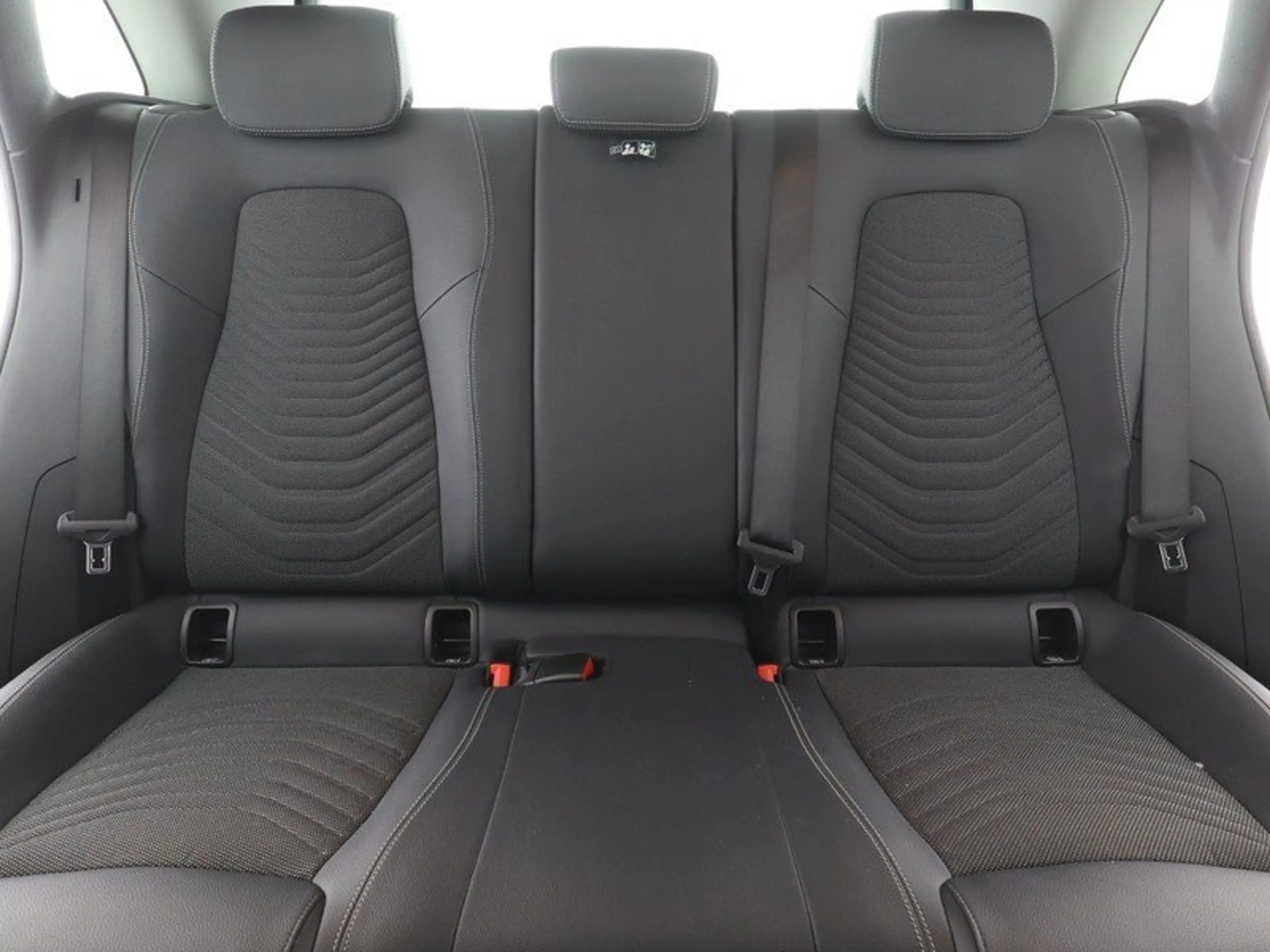 Mercedes-Benz B 220 B220d Style LED HighEndMBUX Kamera SHZ SpiegelPk — photo 11