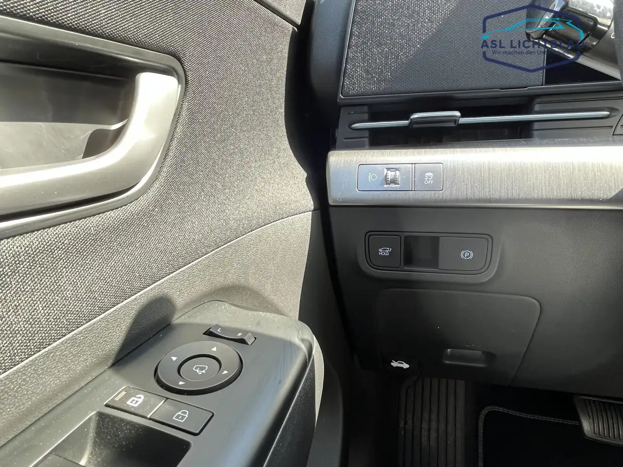 Hyundai KONA SX2 EV 65,4kWh 2WD TREND el. Heckklappe 65,4kWh 11