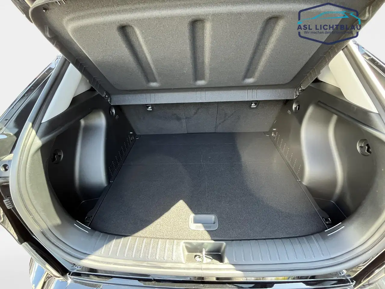 Hyundai KONA SX2 EV 65,4kWh 2WD TREND el. Heckklappe 65,4kWh 15