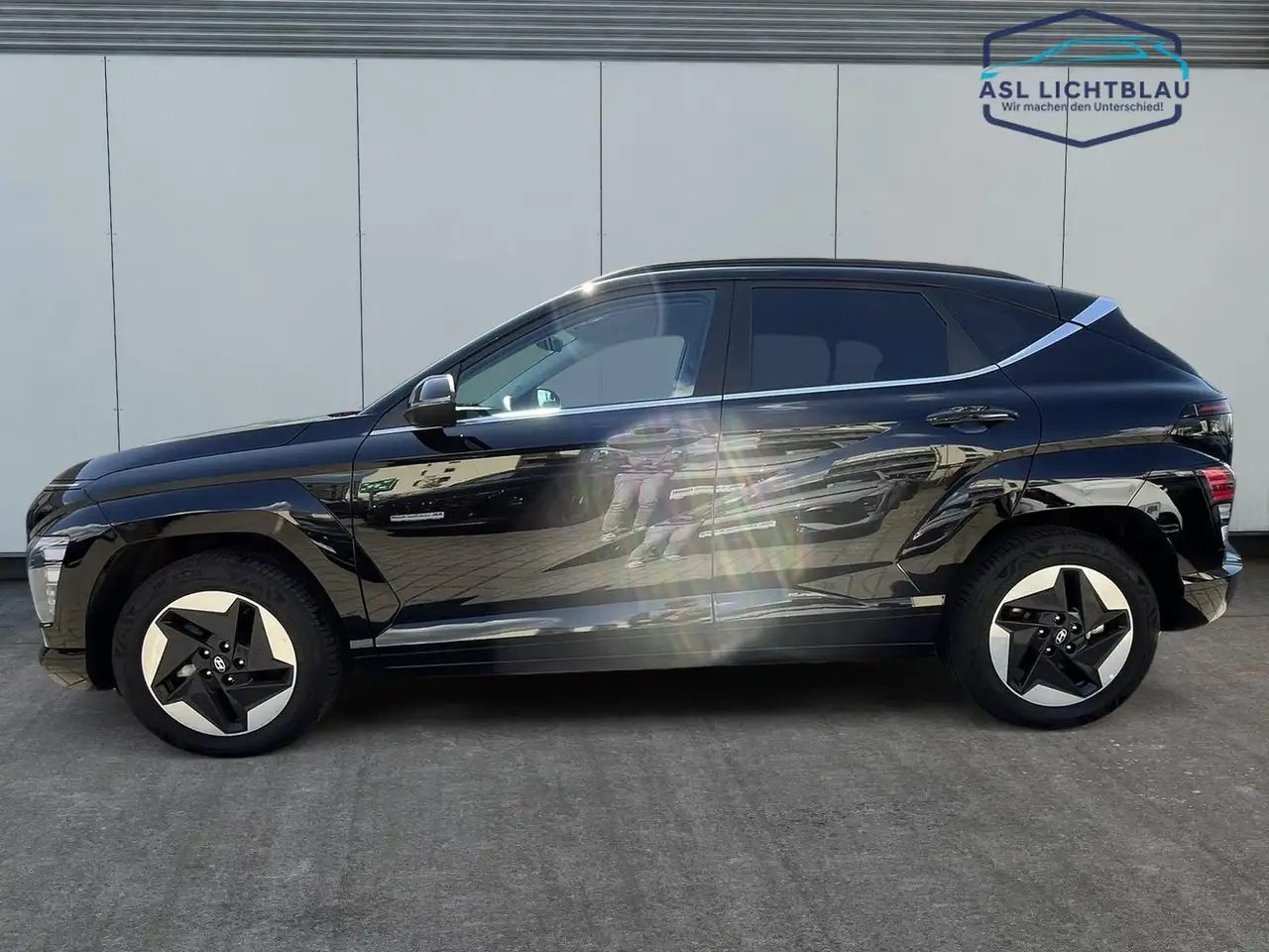 Hyundai KONA SX2 EV 65,4kWh 2WD TREND el. Heckklappe 65,4kWh 8