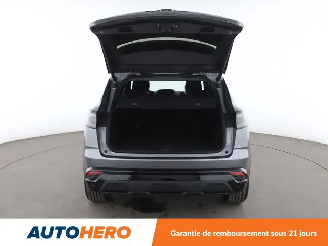 Renault Austral view 16