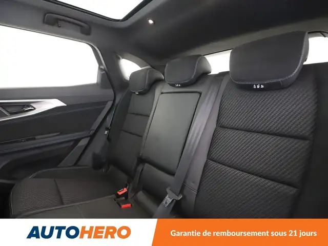 Renault Austral view 14