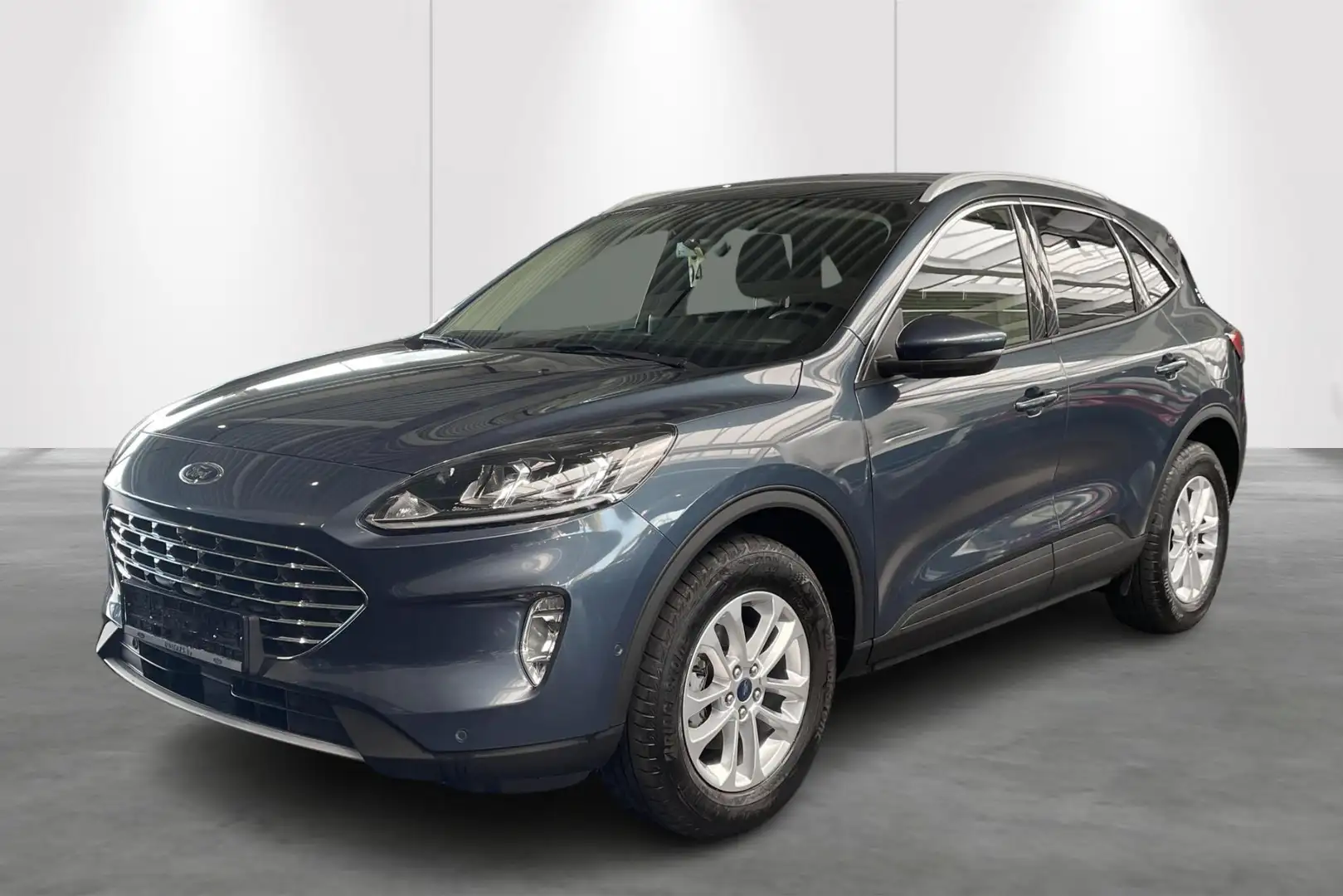 Ford Kuga 2.5i FHEV Aut. 165kW Titanium - 1