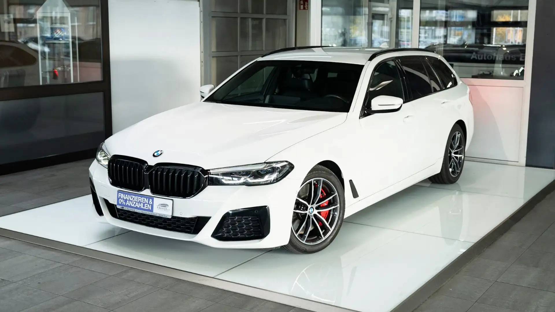 BMW 540 d xDrive M Sport StanHeiz Harm&Kardon AHK RFK Blanco - 1