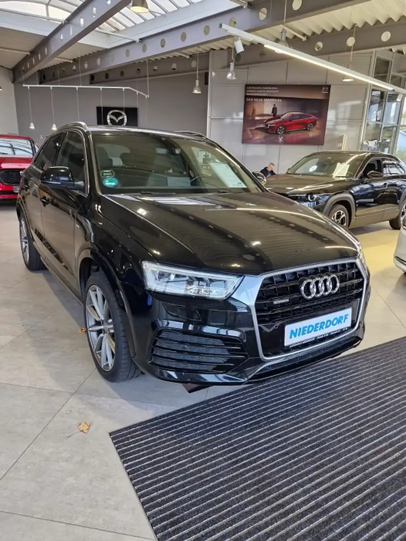 Audi Q3 2.0 TDI quatro sport LEDER NAVI PANO AHK DSG Schwarz - 1
