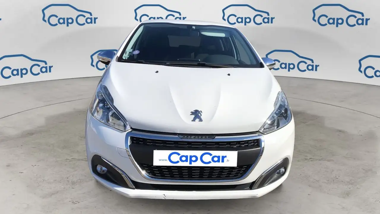 Peugeot 208 208 — photo 5