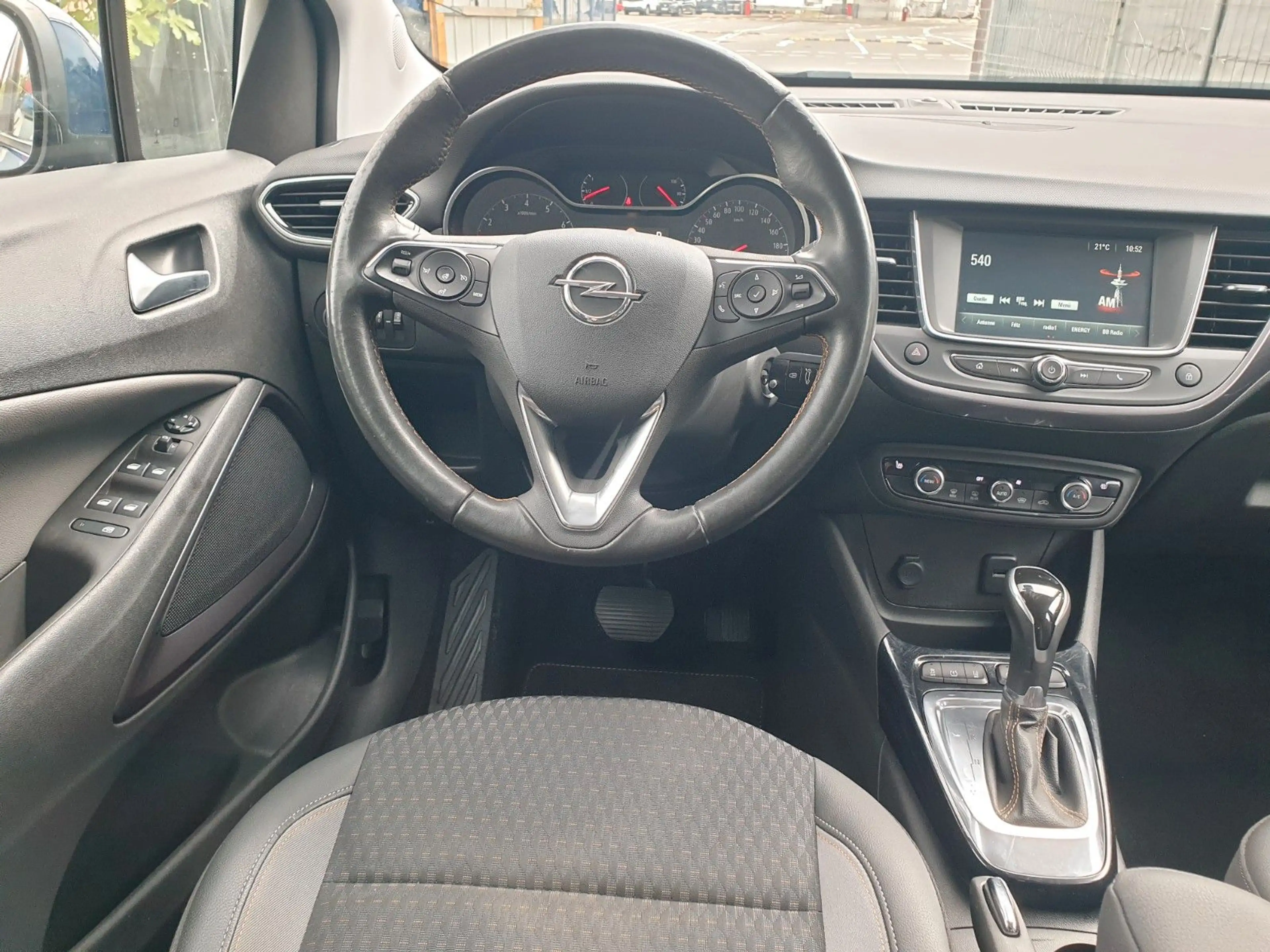 Opel Crossland X Automatik 2-Hand TÜV-Neu — photo 14