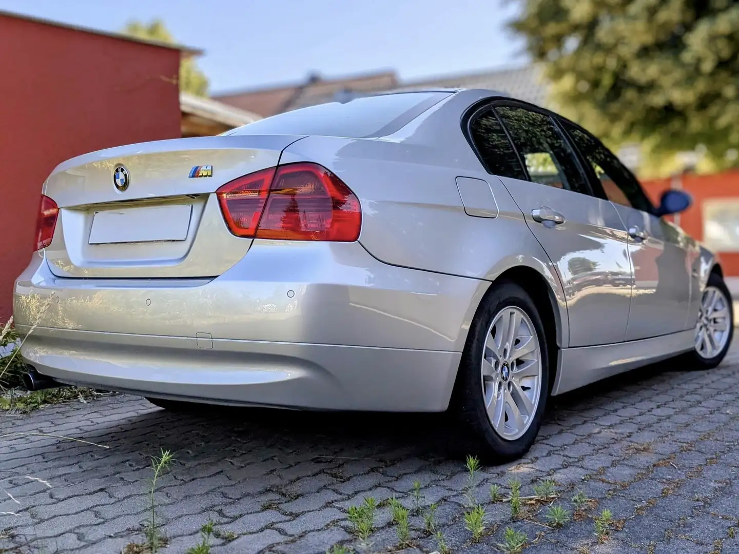 BMW 318 318i Aut. Šedá - 1