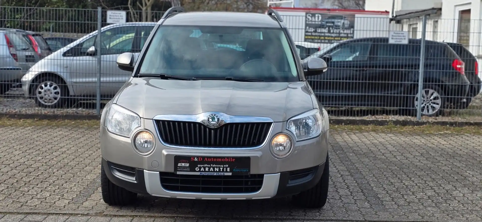 Skoda Yeti Active Plus Edition 4x4 Beige - 2