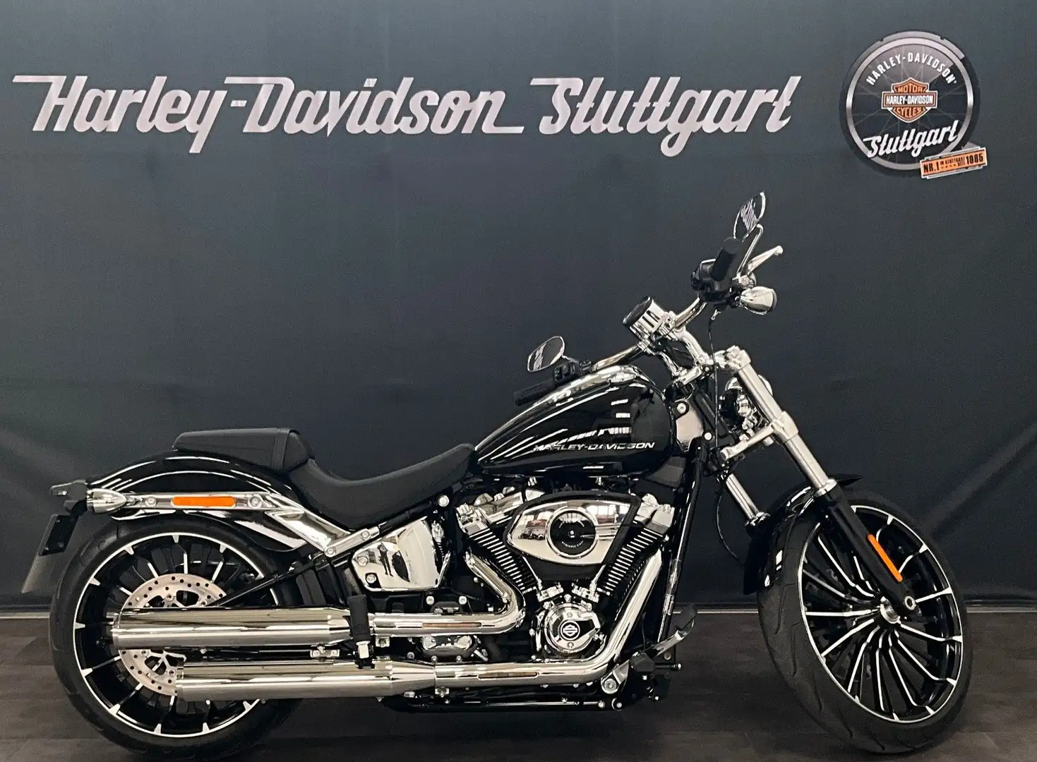 Harley-Davidson Softail Breakout FXSB Schwarz - 1