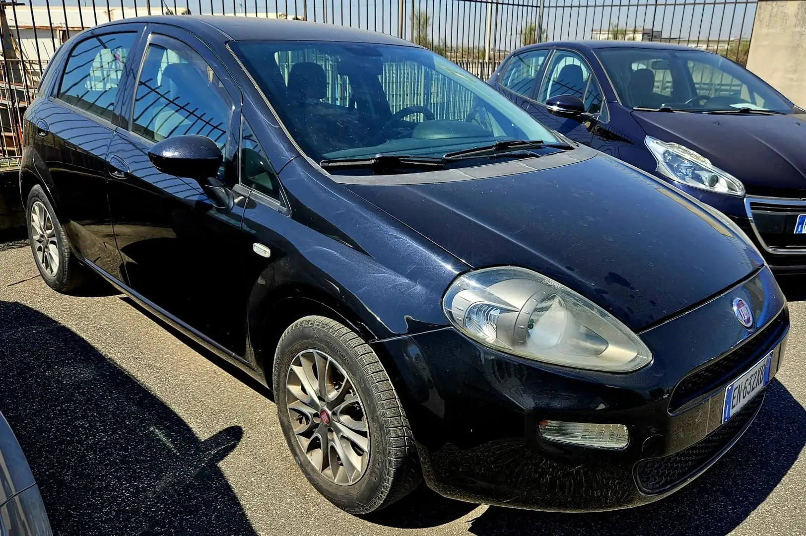 Fiat Punto 1.3 MJT II S&S 95 CV 5 porte Sport Nero - 2