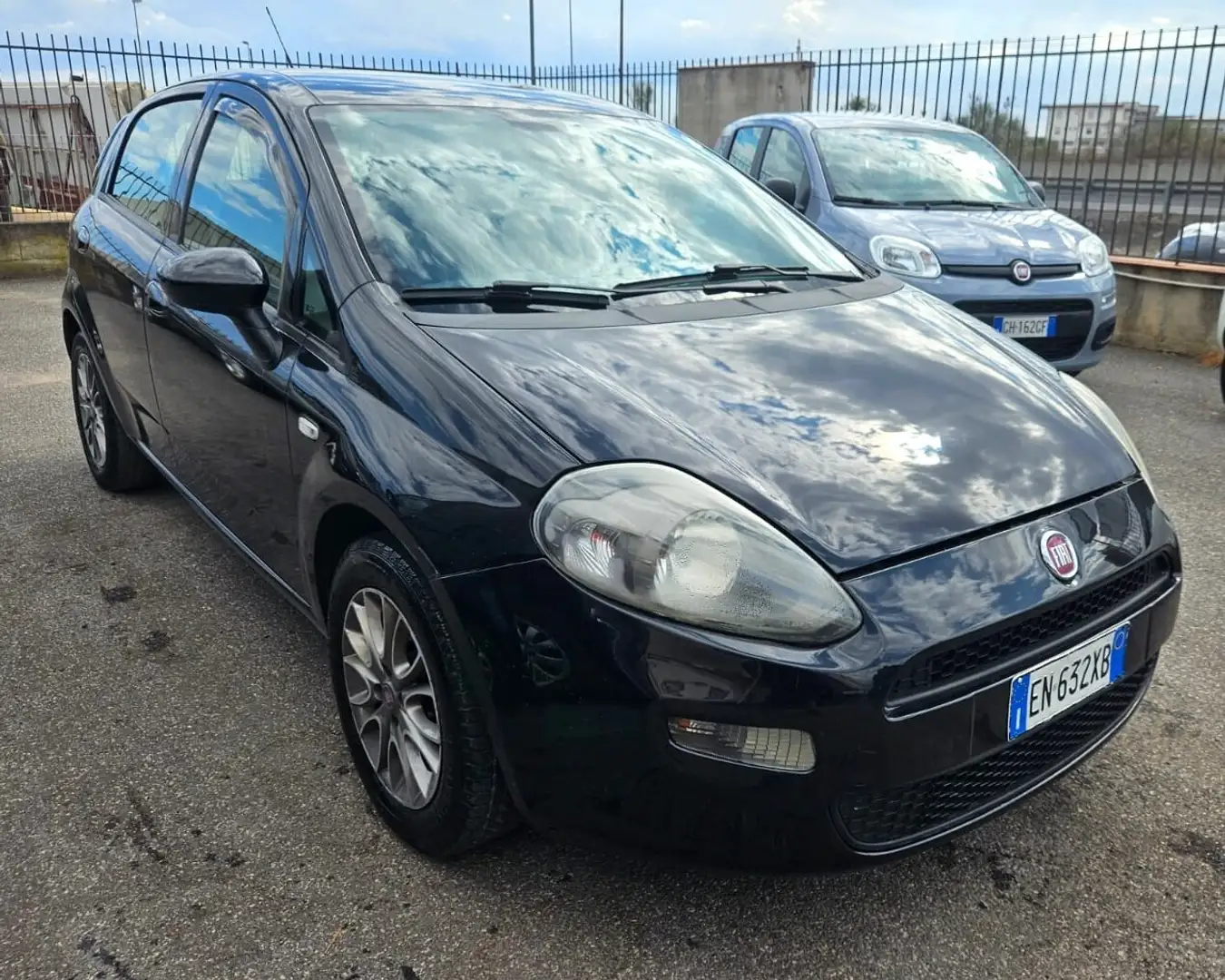 Fiat Punto 1.3 MJT II S&S 95 CV 5 porte Sport Noir - 2