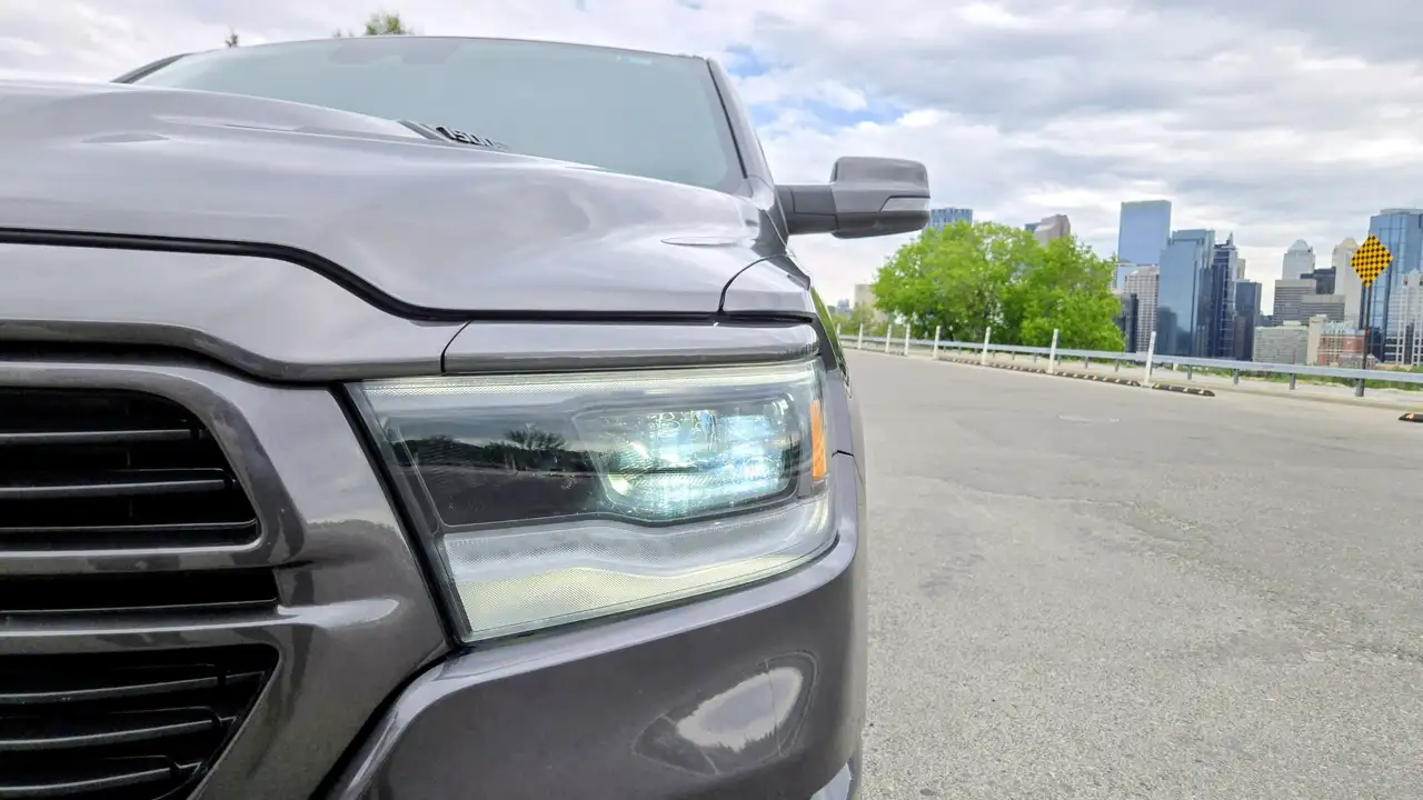 RAM 1500 снимка RAM 1500