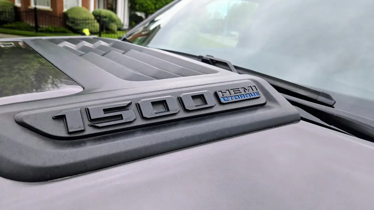 RAM 1500 снимка RAM 1500