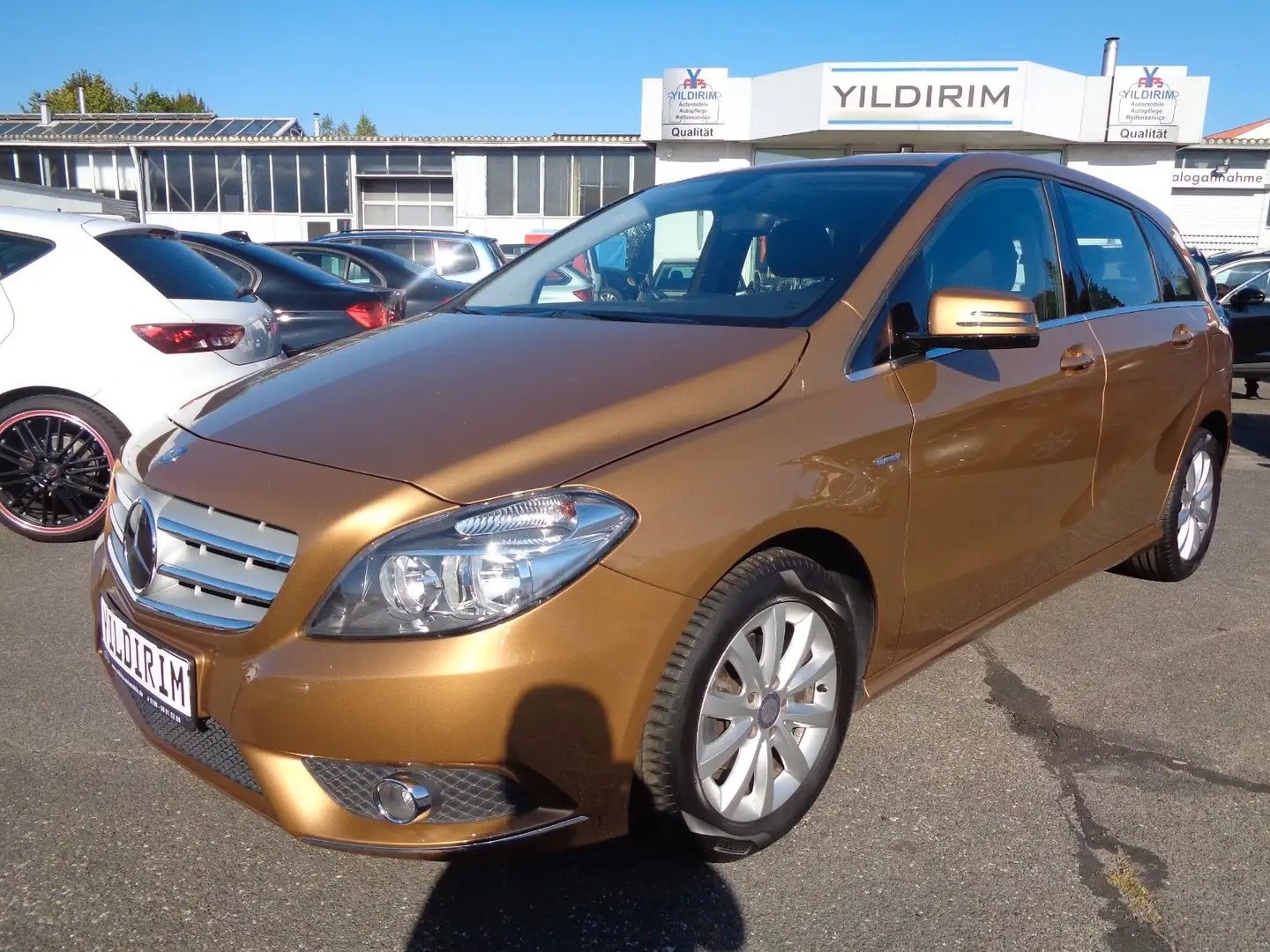Mercedes-Benz B 180 **2.HAND** ~incl. GARANTIE~ TOP Sárga - 1