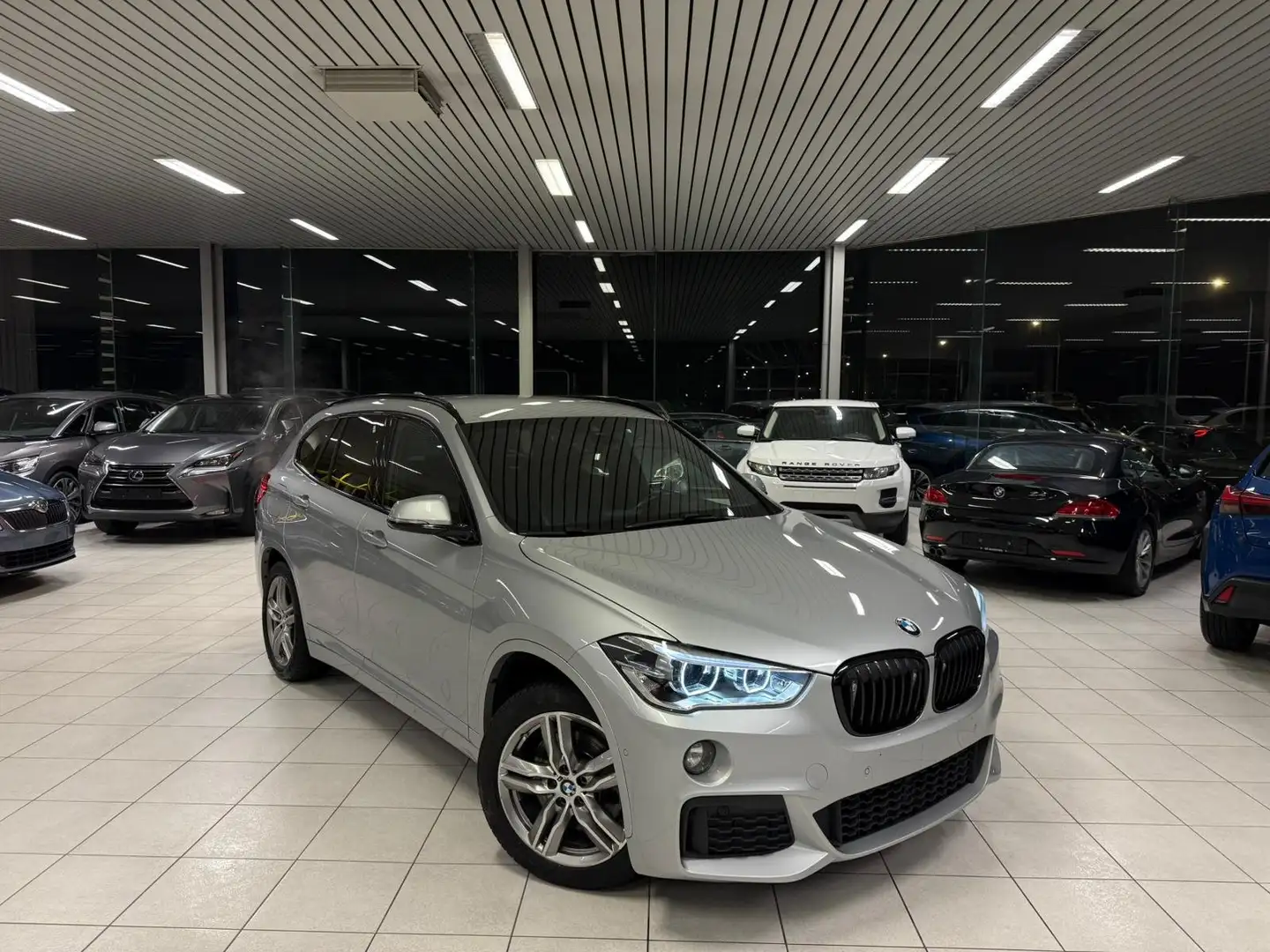 BMW X1 2.0i S-Drive M-Pack 141kw Euro 6C Année 2018 Argent - 2