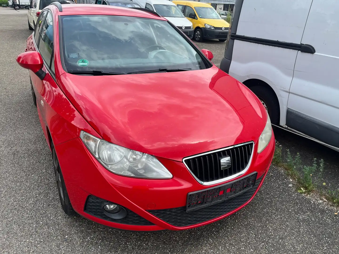 SEAT Ibiza 1,6 Tdi Euro 5 Style Rot - 2