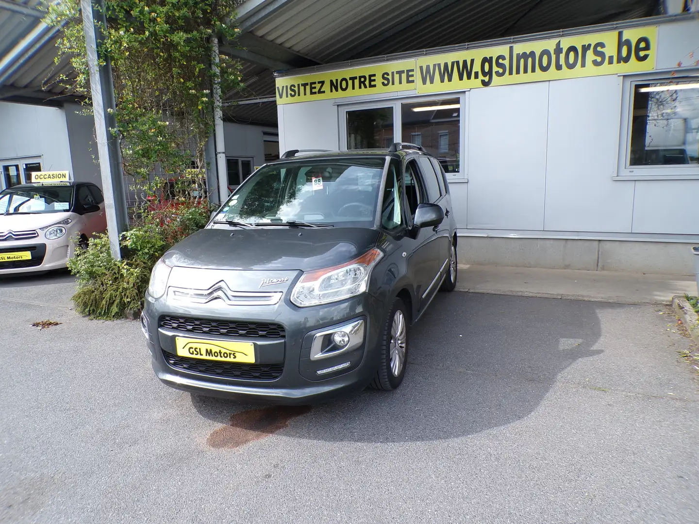 Citroen C3 Picasso 1.6 HDi 92cv gris 2750 € marchand Airco GPS USB Gris - 1