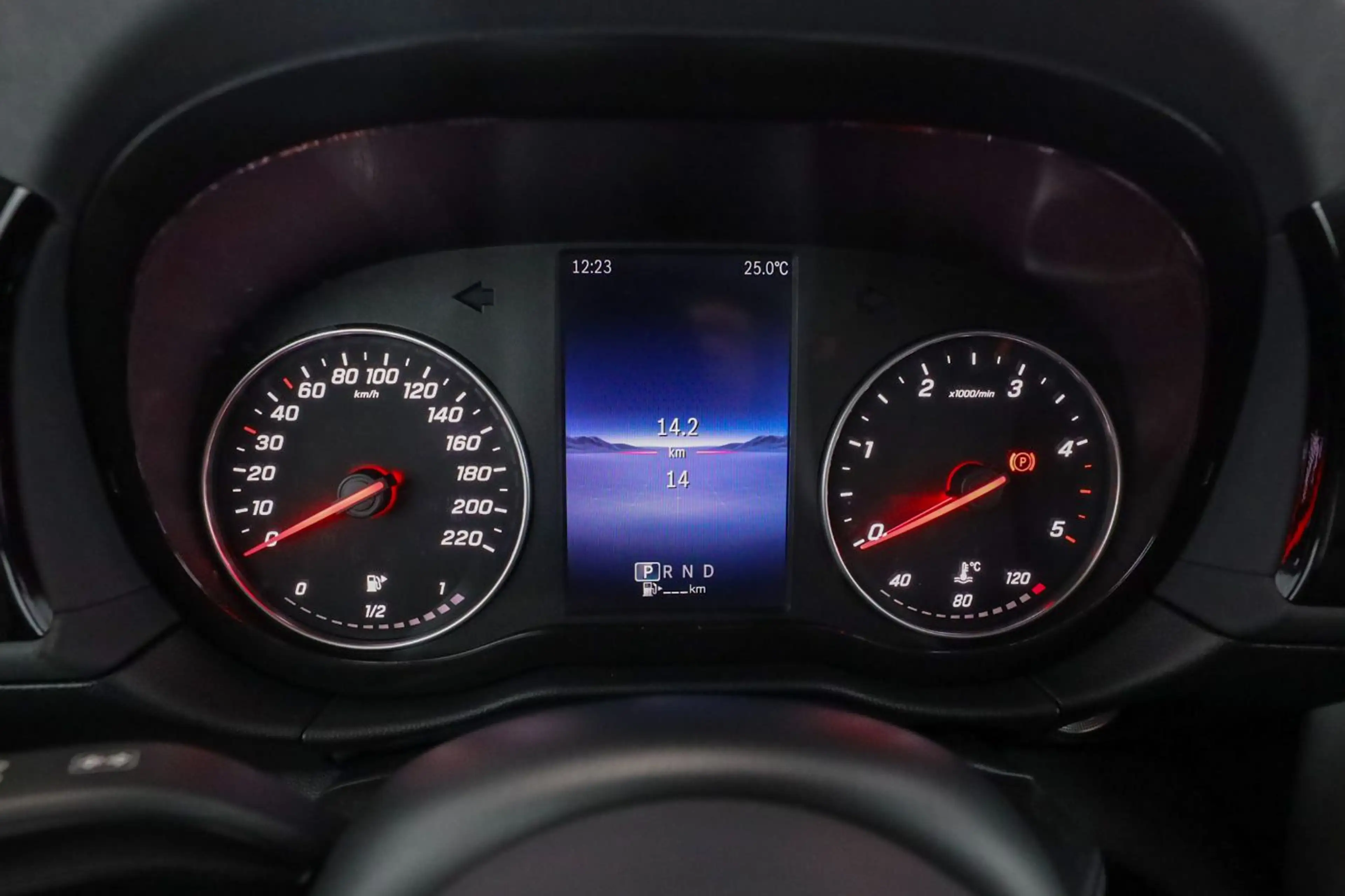Mercedes-Benz T-Class T 180 d PROGRESSIVE Standard Aut. Navi PTS Cam — photo 12