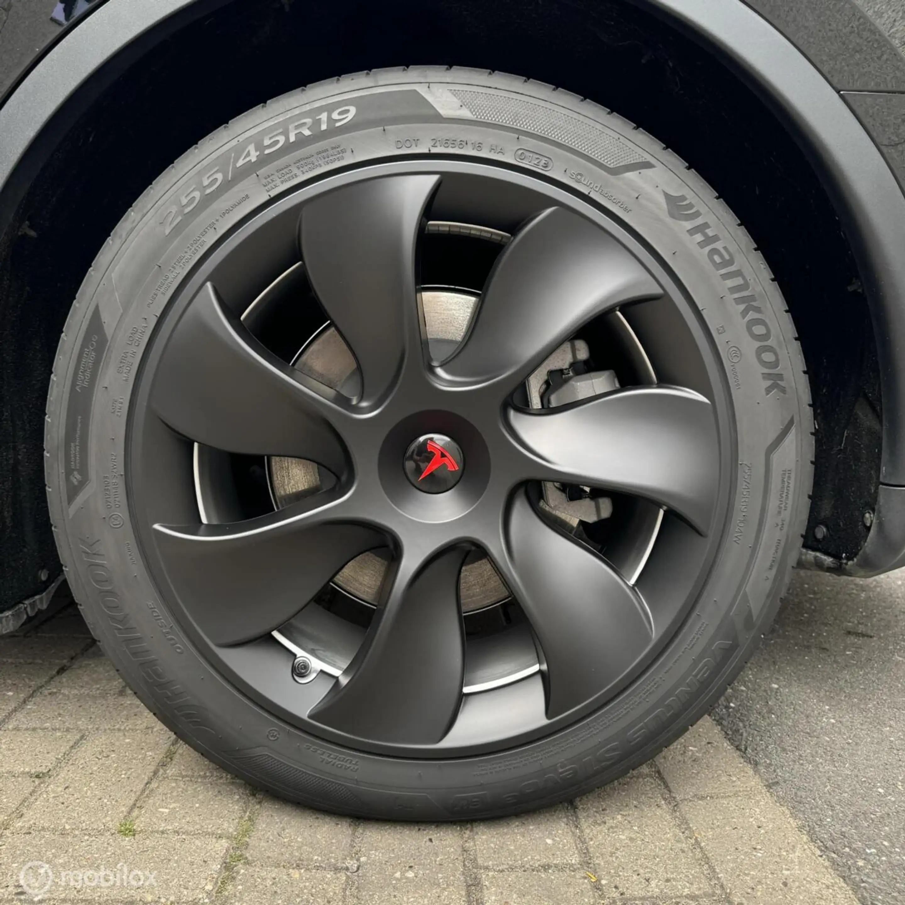 Tesla Model Y RWD + MMX PACK + IAP — photo 20