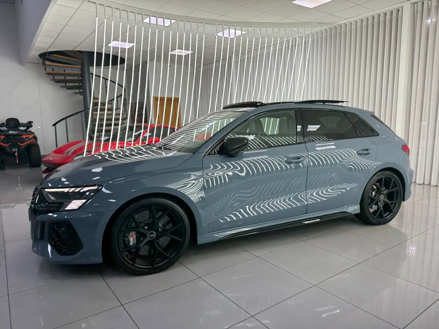 Audi RS3 Sportback quattro S tronic 294kW Gris - 2