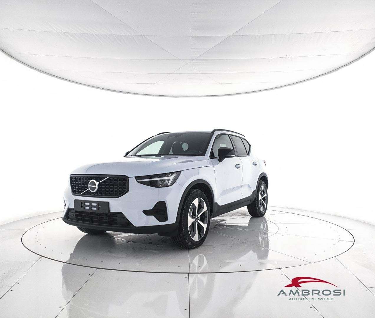 Volvo XC40 2026