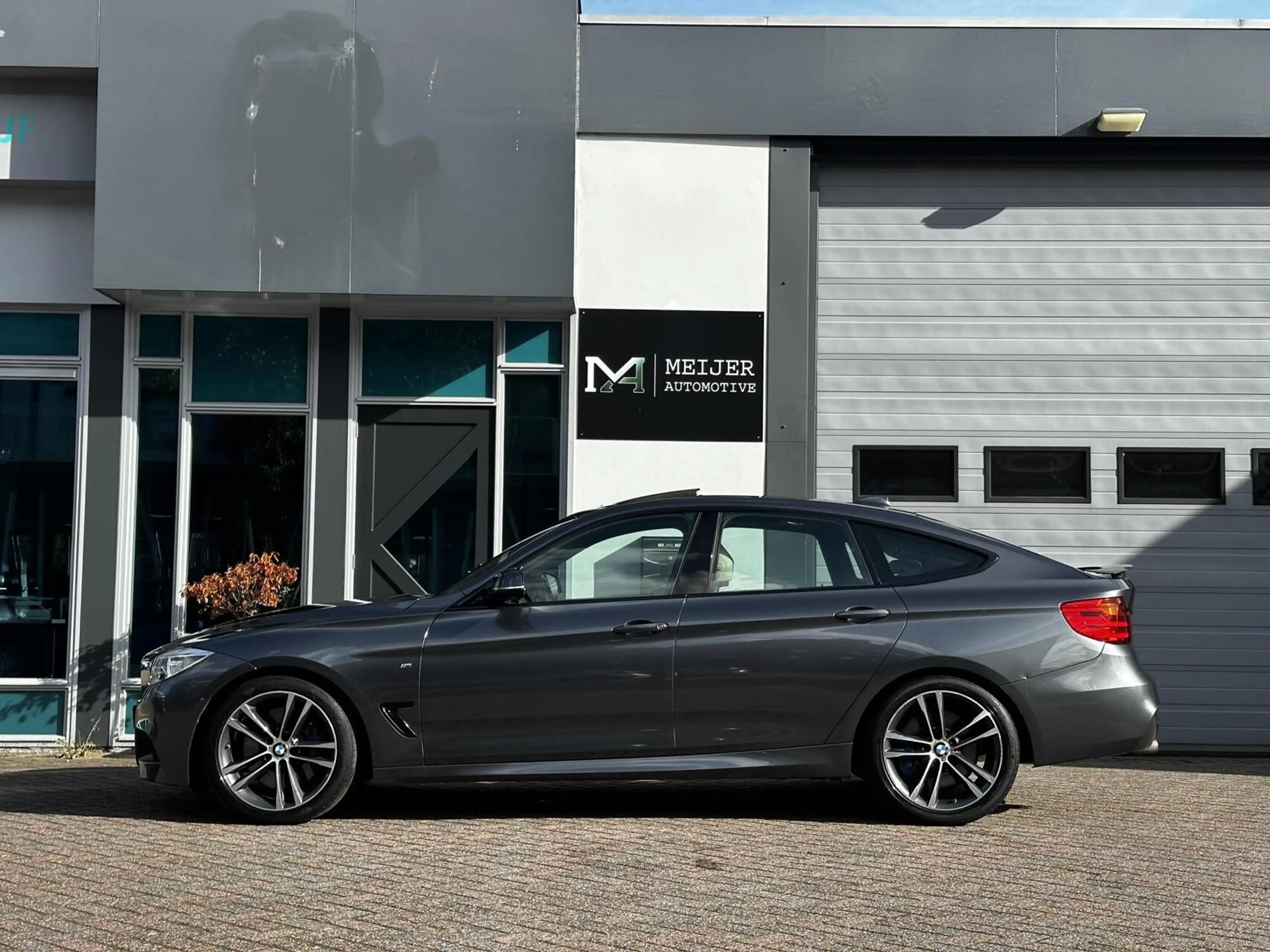 BMW 328 3-serie Gran Turismo 328i High Executive — photo 6