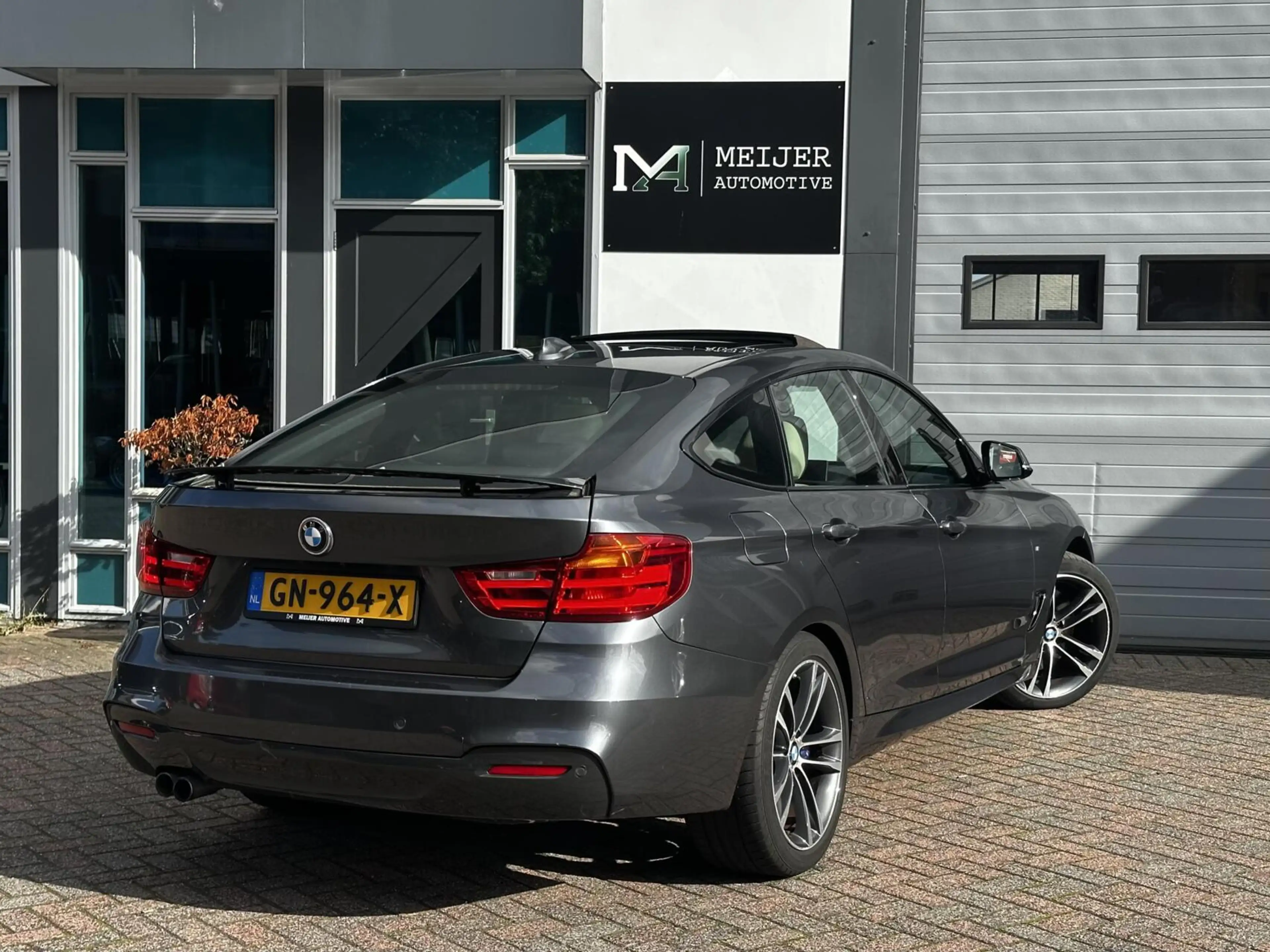 BMW 328 3-serie Gran Turismo 328i High Executive — photo 4