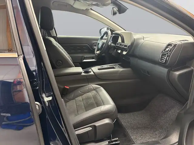 Citroen C5 Aircross view 13