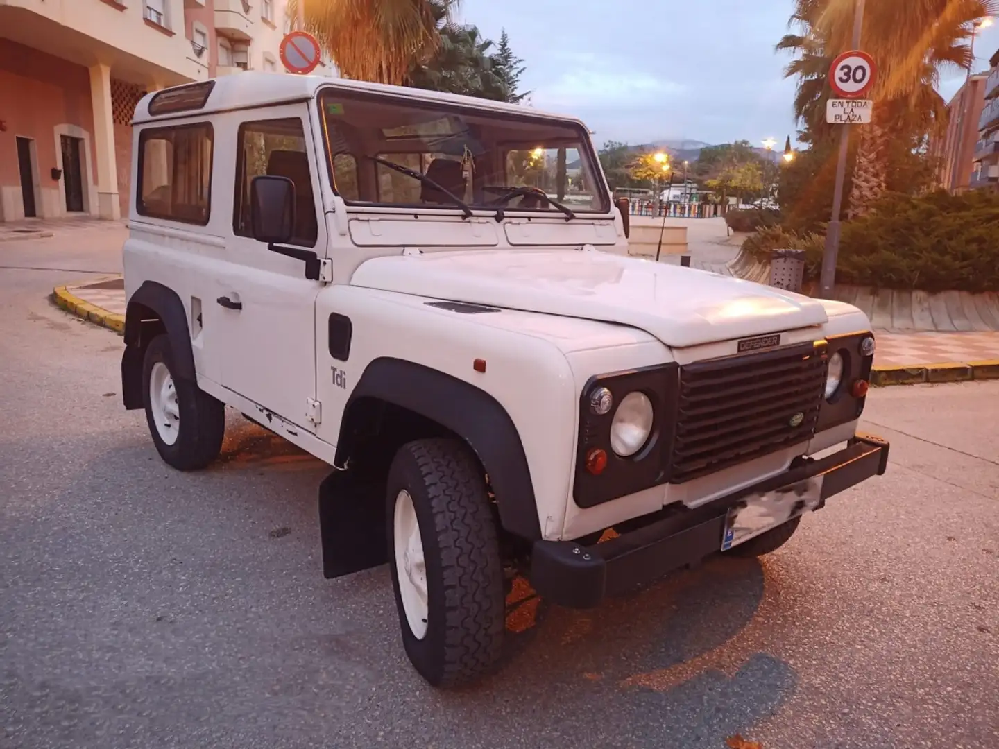 Land Rover Defender 90 TDI Techo Duro Blanc - 2