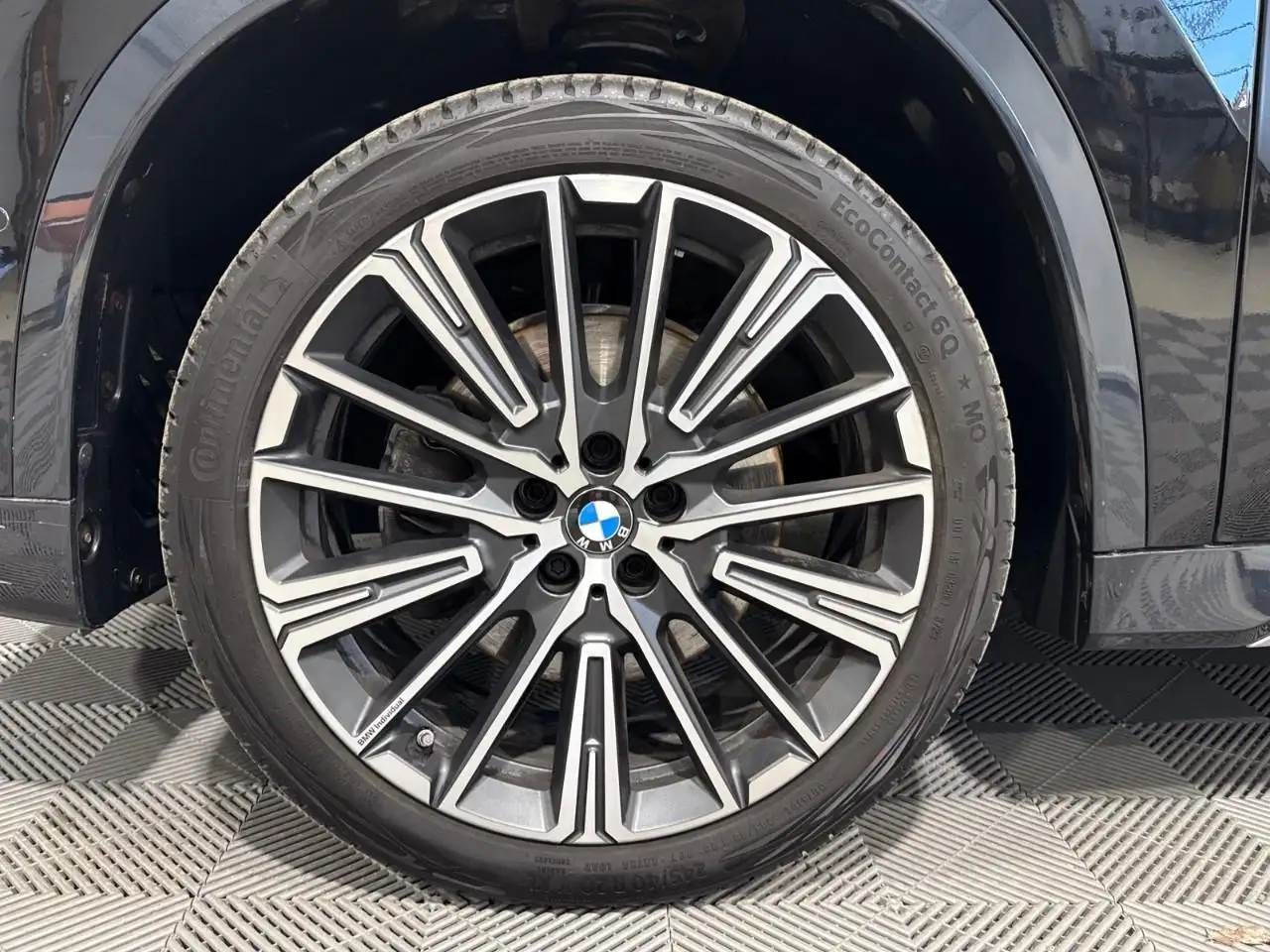 BMW X1 снимка BMW X1