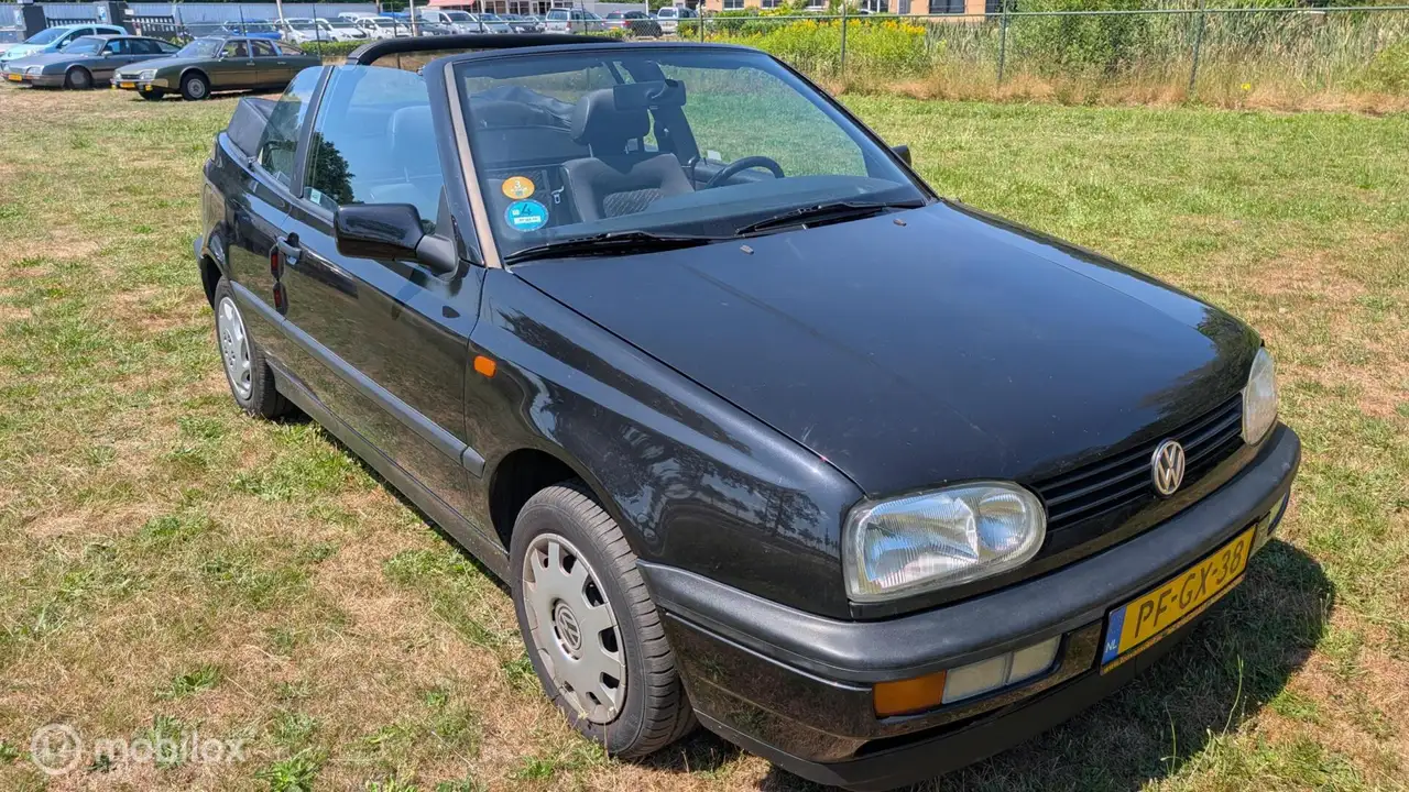 Volkswagen Golf Cabriolet 1.8, foto 1