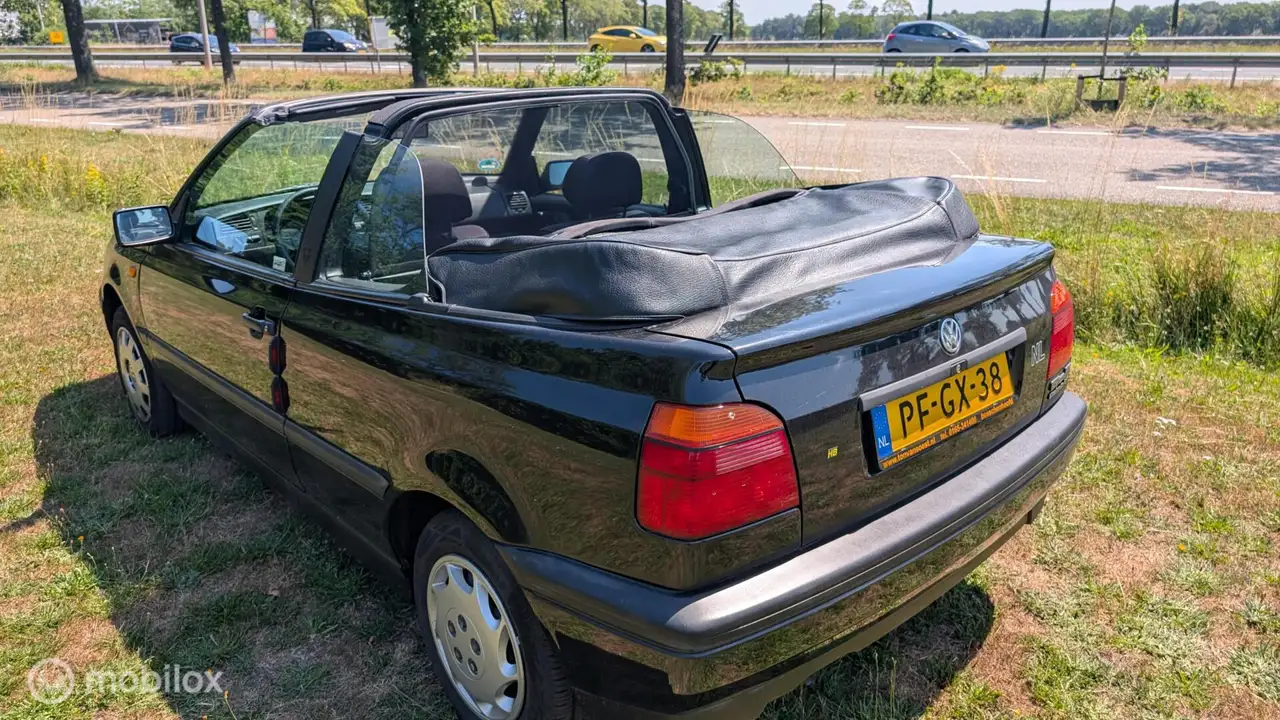 Volkswagen Golf Cabriolet 1.8, foto 3