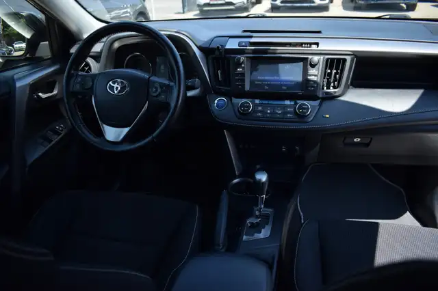 Toyota Rav4 view 10