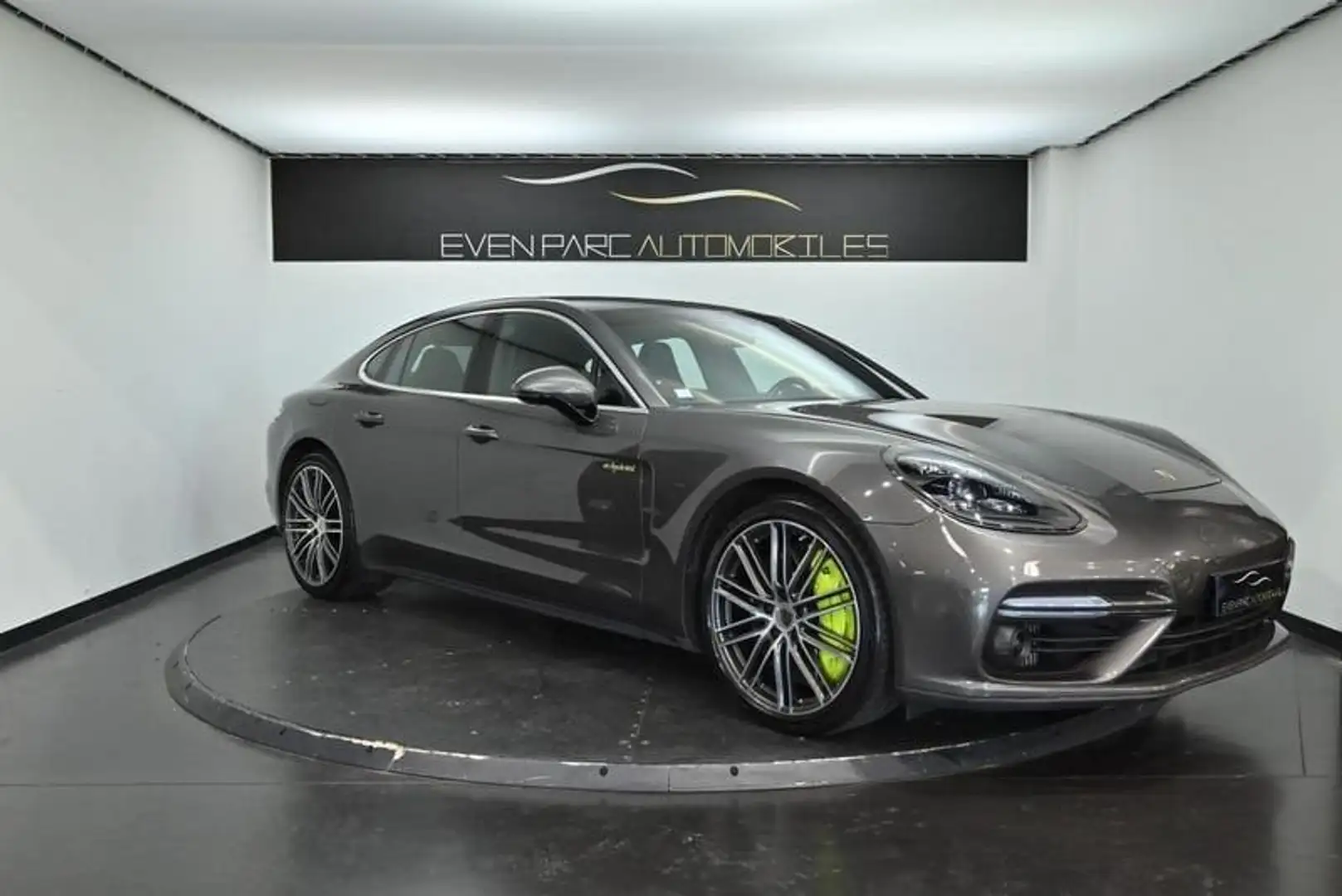Porsche Panamera Turbo S V8 4.0 680 Hybrid PDK - 2