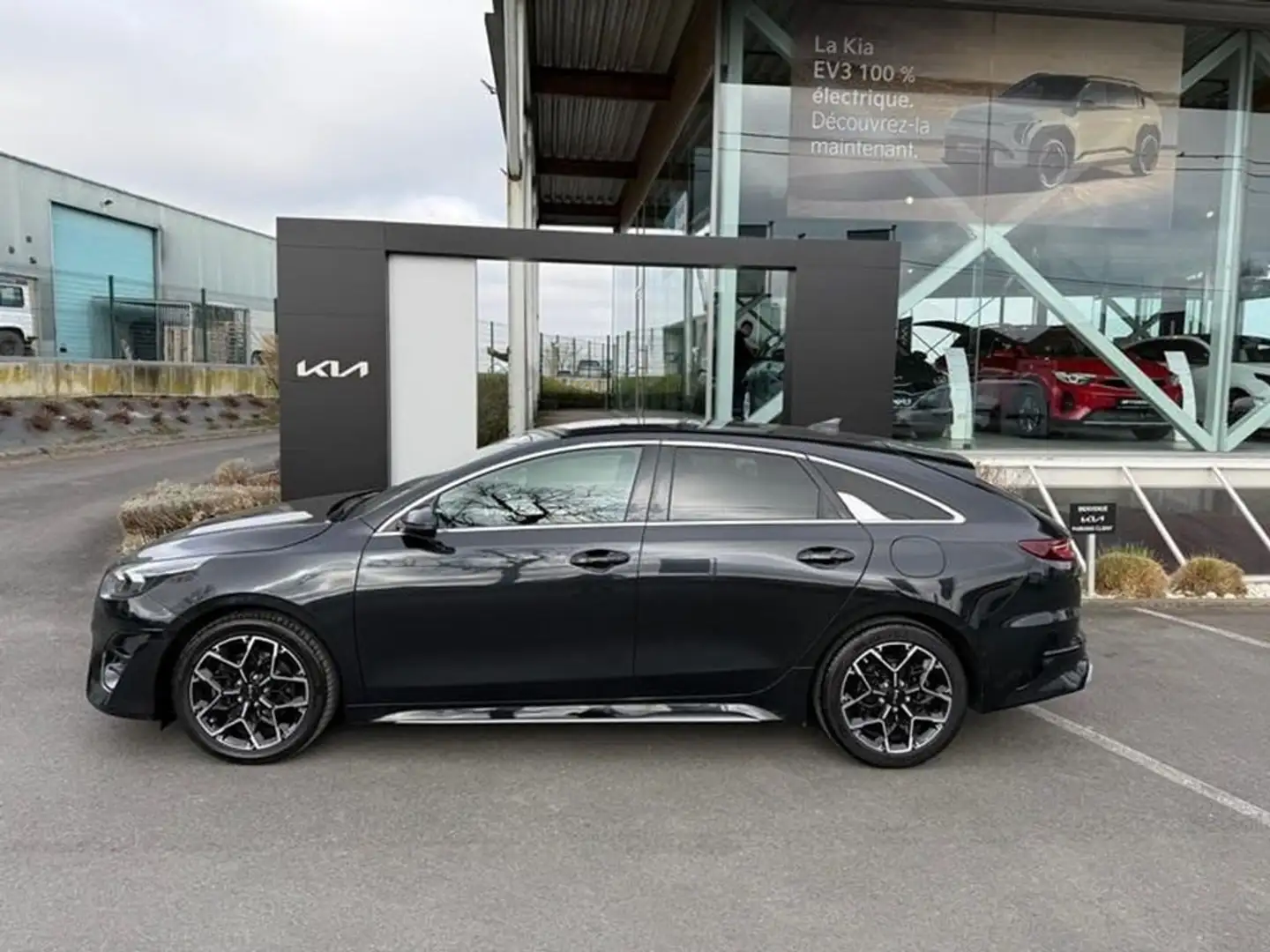 Kia ProCeed / pro_cee'd GT-LINE 1.5T 160 DCT Nero - 2