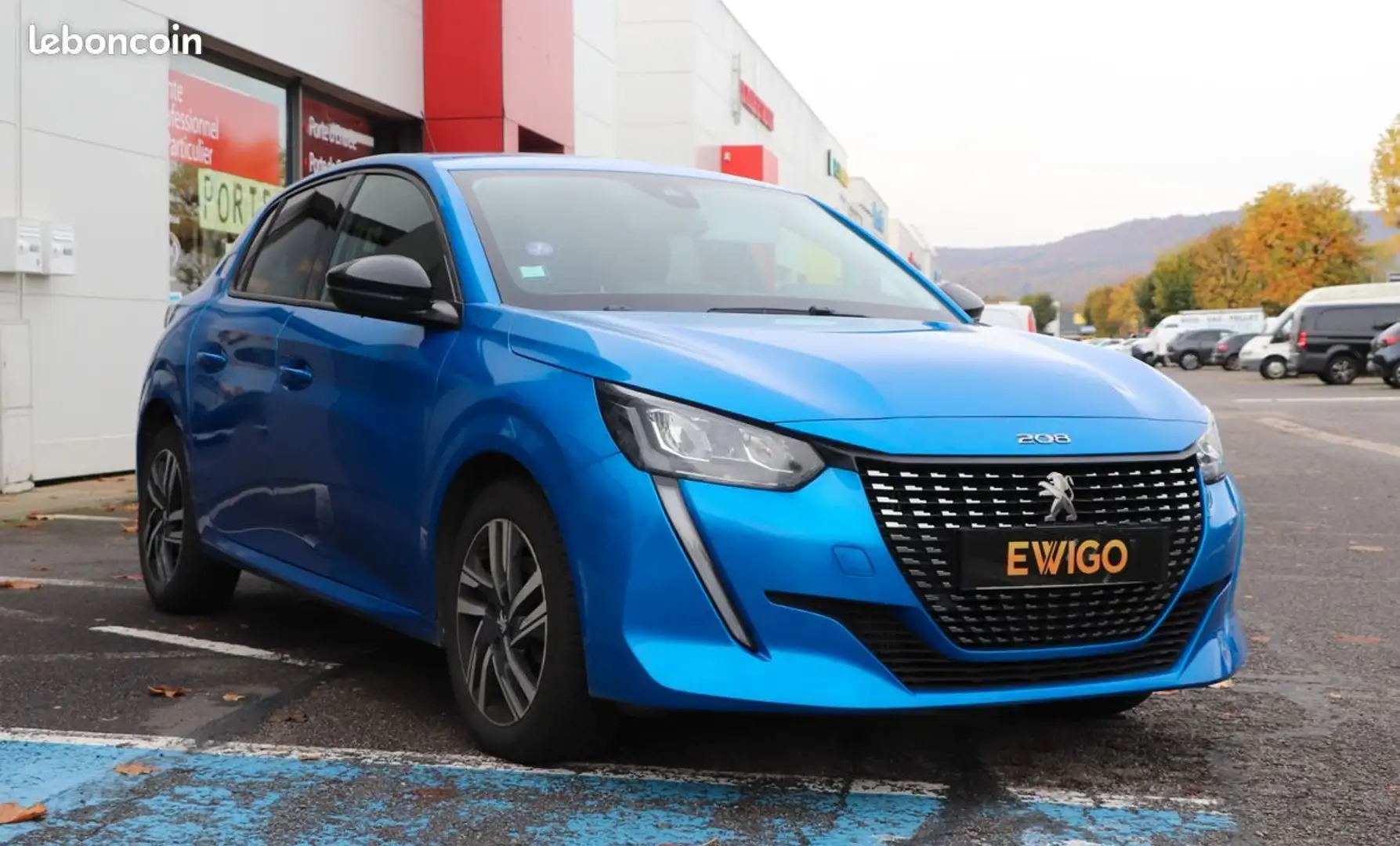 Peugeot 208 1.2 pt 100 cv allure eat bva Blau - 2