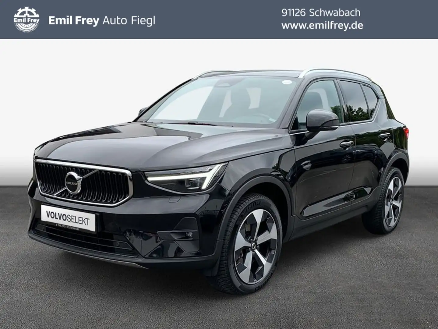Volvo XC40 XC40 B3 B DKG Core Schwarz - 1