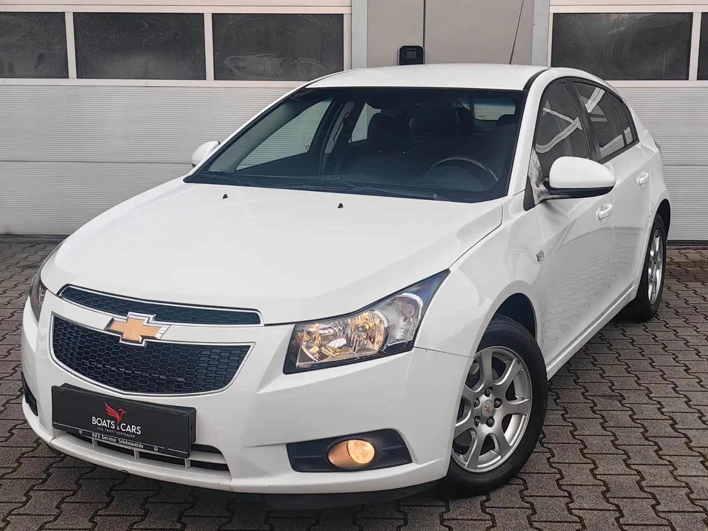 Chevrolet Cruze AUTOMATIK|PDC|KLIMA|TEMPOMAT|MFL|ZV|8FACH Wit - 1