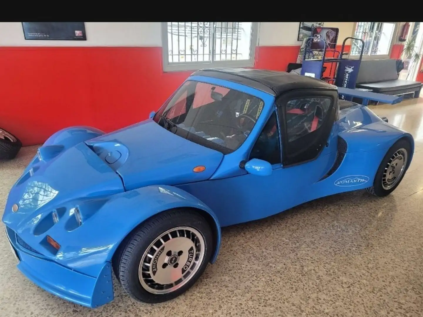 Caterham Super 7 - 1