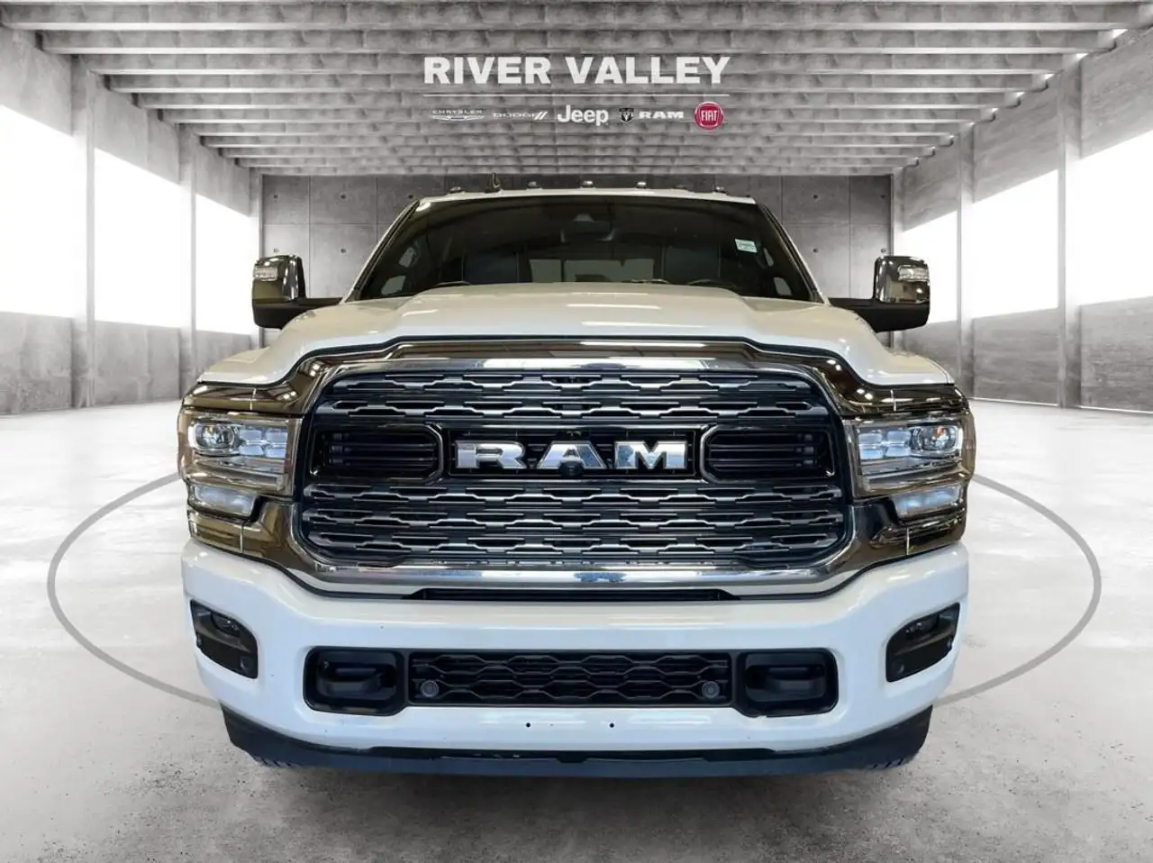 RAM 3500 снимка RAM 3500
