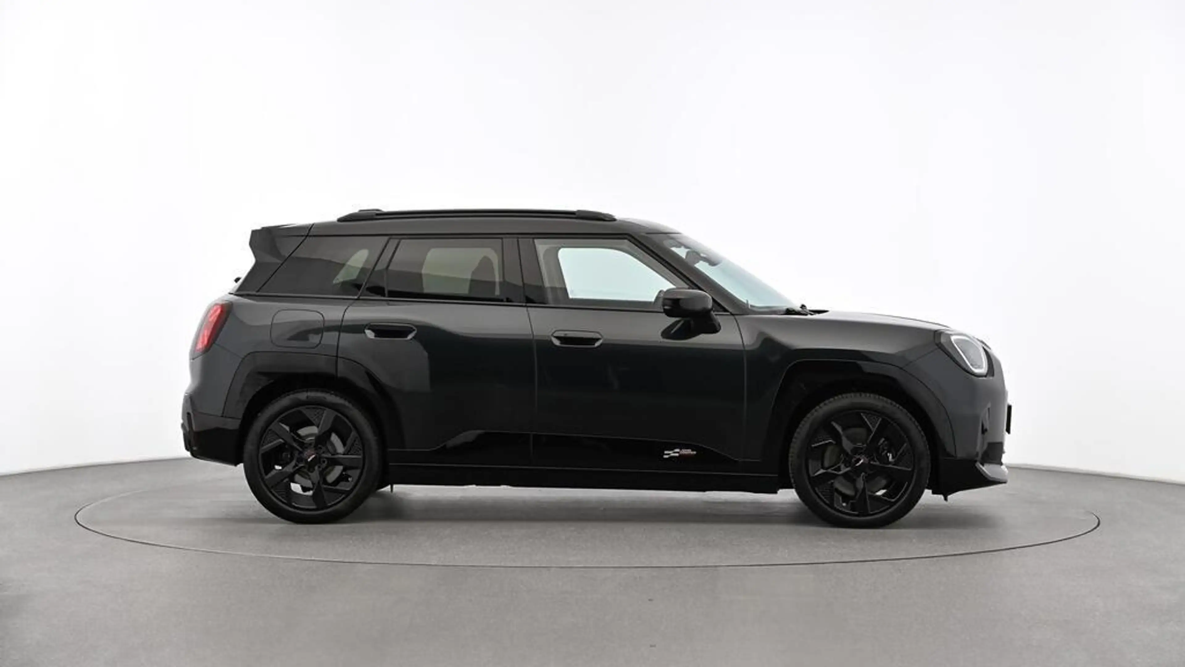 MINI Aceman E — photo 5