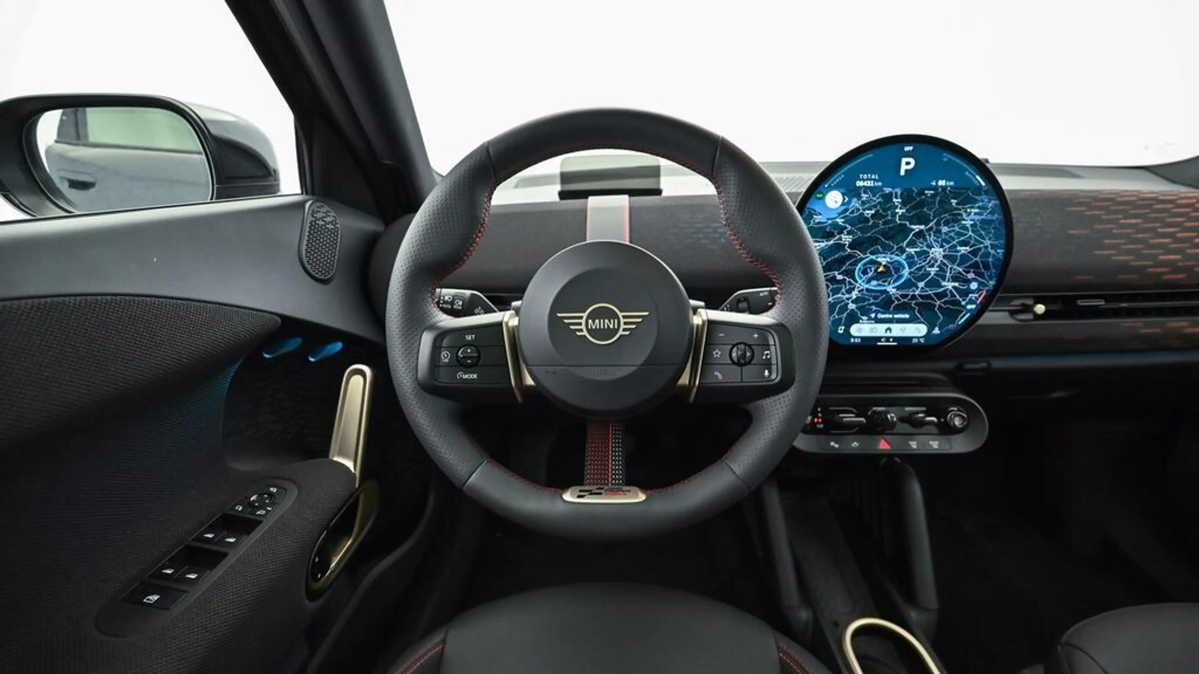 MINI Aceman E — photo 11