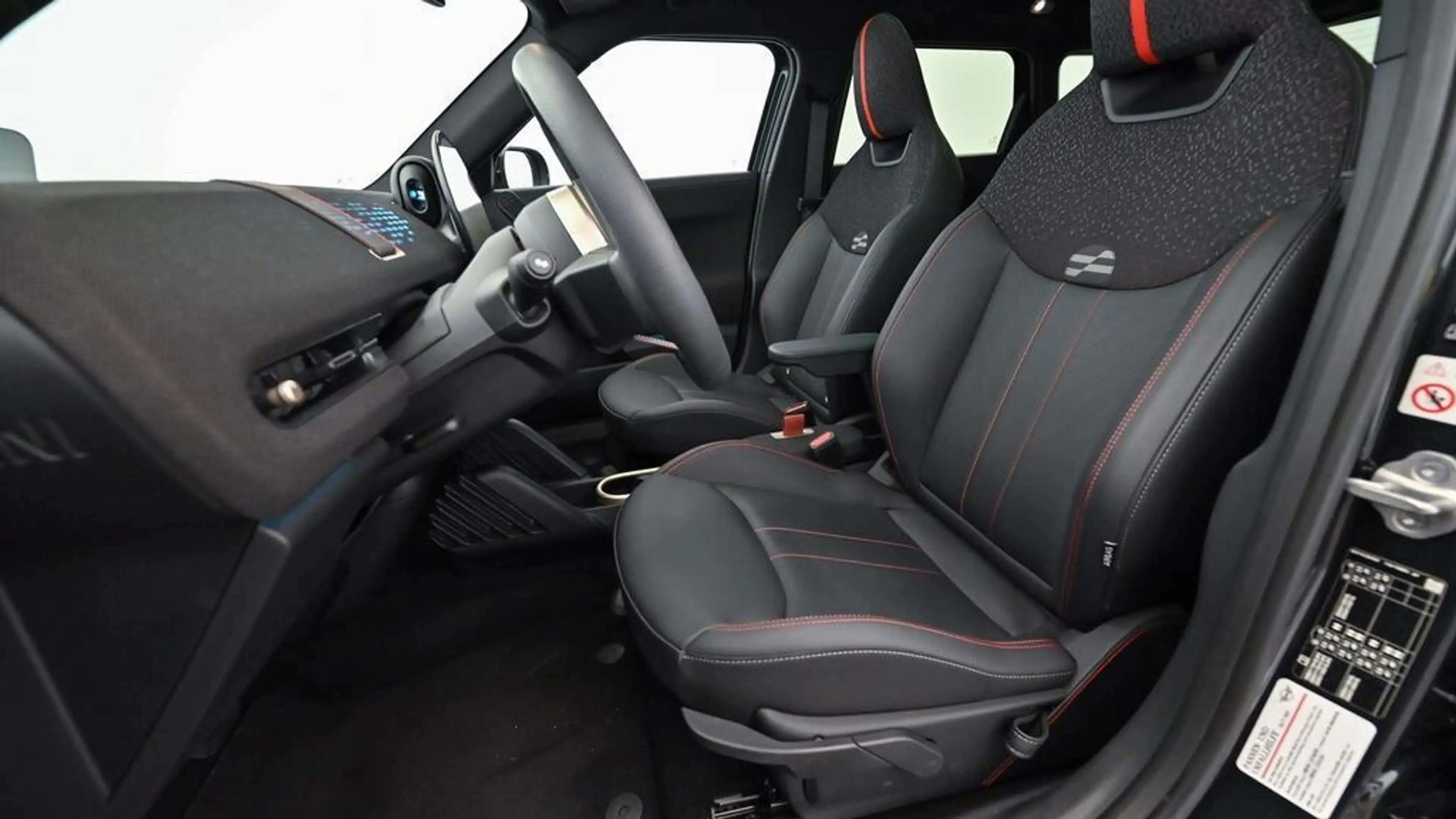 MINI Aceman E — photo 12