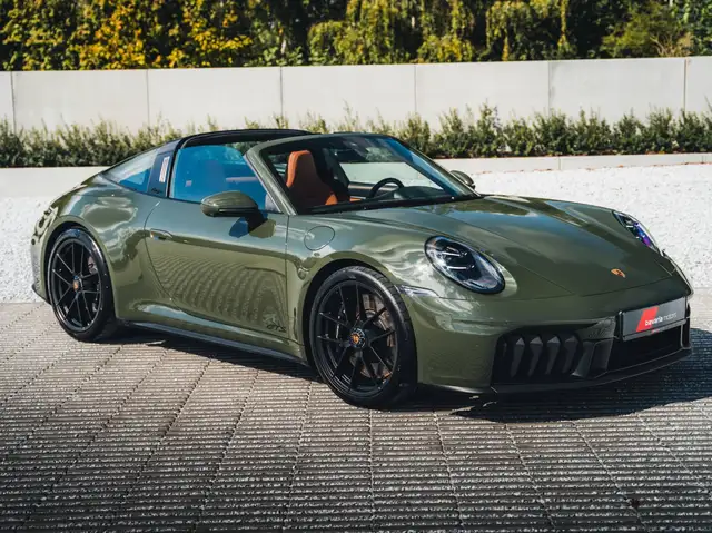 2024 Porsche 911 in Green for sale