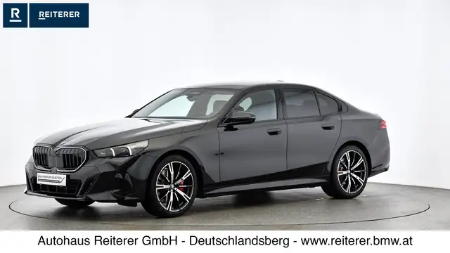 BMW 5 Series view 3