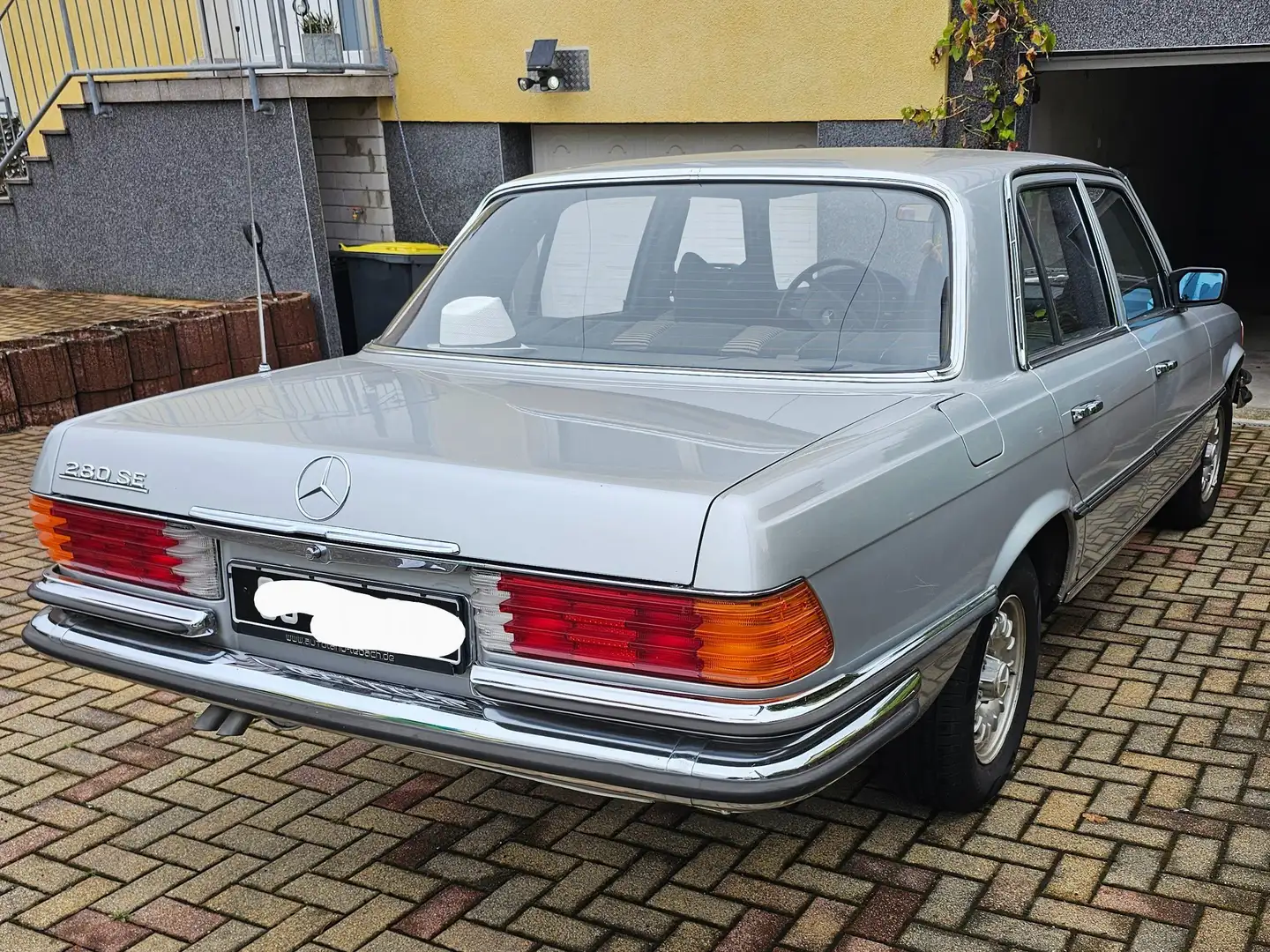 Mercedes-Benz E 280 Silber - 2