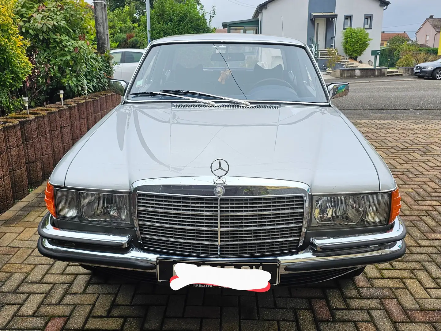 Mercedes-Benz E 280 Silber - 1